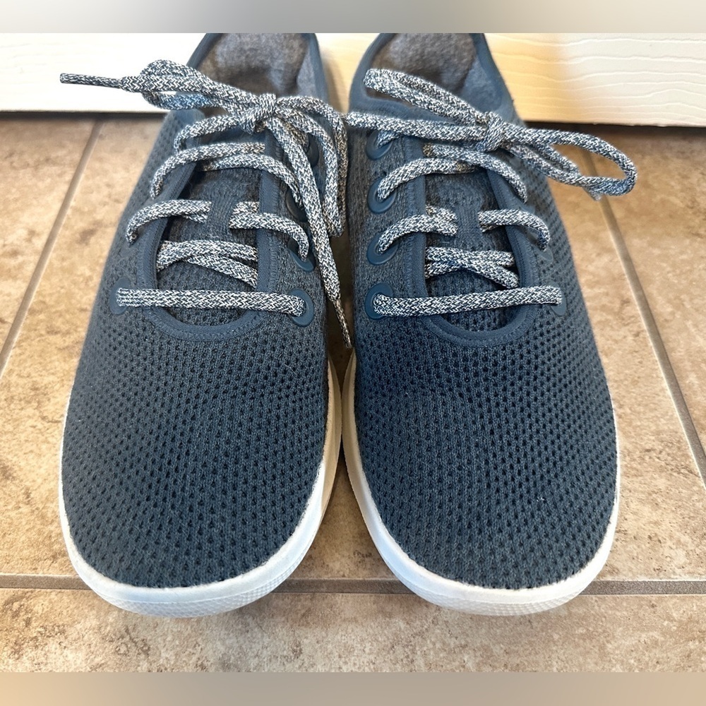 Allbirds Women’s Tree Runners - Picture 4 of 6
